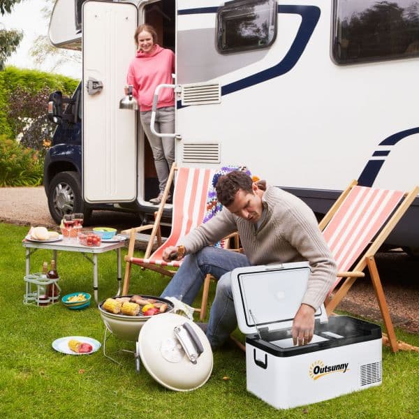 Outsunny Frigorífico e Congelador de Compressor Portátil 18L - C00-038V90WT