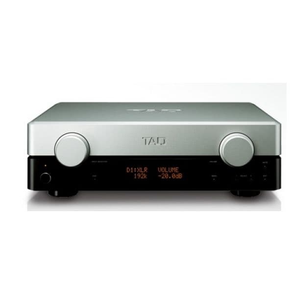 TAD Pre Amplificador C2000