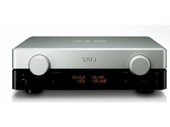 TAD Pre Amplificador C2000