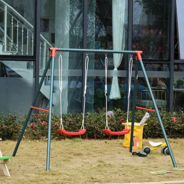 Outsunny Balanço Duplo para Crianças Acima de 3 Anos com Suporte de Metal Coml Corda Ajustável Ao Ar Livre Máx. 40kg 220x160x180cm Verde Vermelho